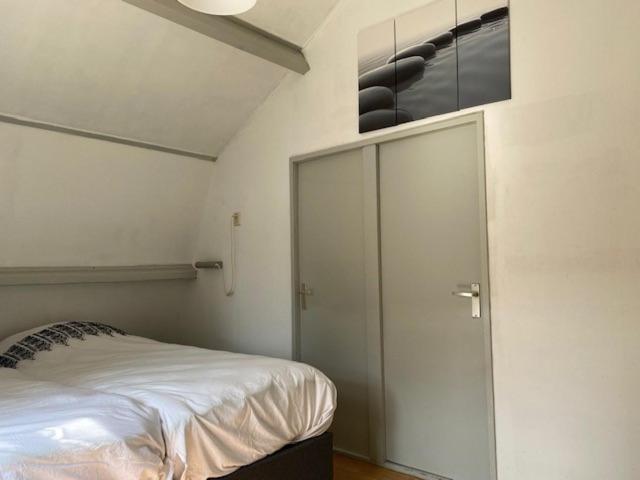 Villa De Ouwe Meulen Bleskensgraaf Habitación foto